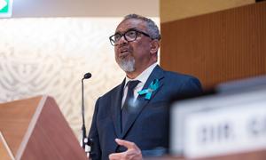 El director general de la OMS, Tedros Adhanom Ghebreyesus, pronuncia un discurso ante la 78ª Asamblea Mundial de la Salud en Ginebra (Suiza).