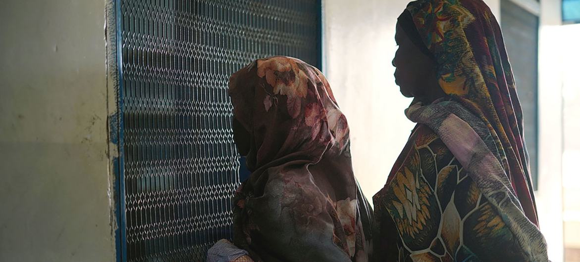Estima-se que 6,7 milhões de pessoas correm o risco de sofrer violência de gênero no Sudão, sendo que as mulheres e meninas deslocadas, refugiadas e migrantes são particularmente vulneráveis.