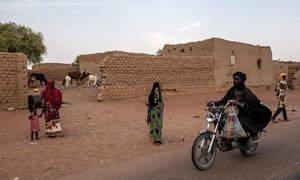 La situation sécuritaire au Mali s'est détériorée au point que la survie même de l'État est menacée.