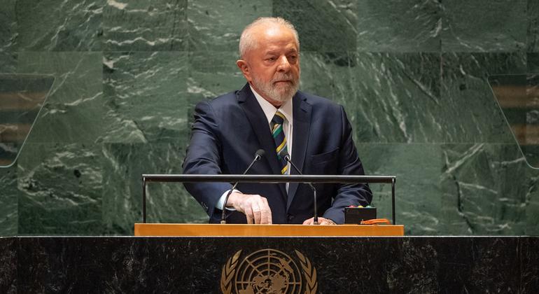 Brezilyalı Lula da Silva, BM Genel Kurulu’na “Silahlı çatışmalar insan mantığına hakarettir” dedi

 Nguncel.com