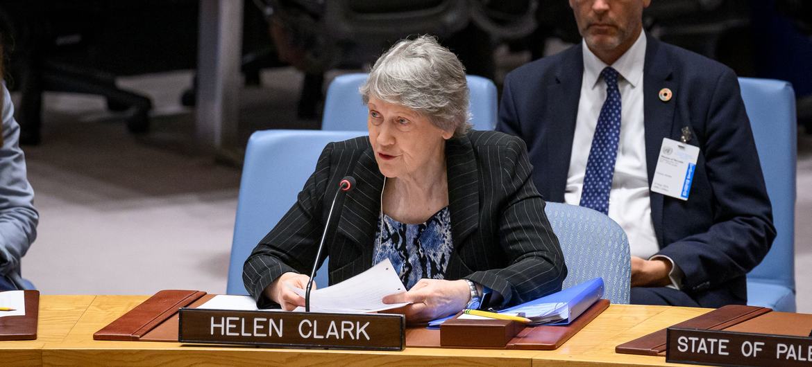 Helen Clark, membre du groupe the Elders, parle devant le Conseil de Sécurité