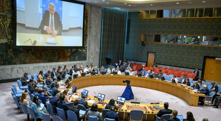 Tor Wennesland (on screen), Special Coordinator for the Middle East Peace Process and Personal Representative of the Secretary-General, briefs the Security Council meeting on the situation in the Middle East, including the Palestinian question.