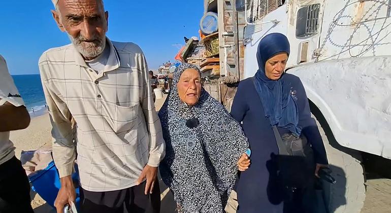 غزة - نازحون على الأقدام بلا مأوى أو وسيلة نقل ... وتكلفة النزوح تصل إلى 3000 دولار