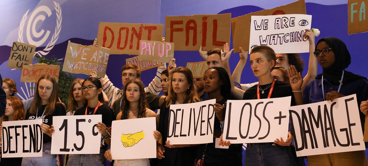 Youth activists push for a positive agreement at COP27 in Sharm el-Sheikh in 2022.