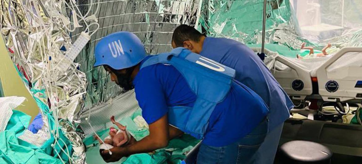 The World Health Organization (WHO) led a second UN and Palestine Red Crescent Society mission to Al-Shifa Hospital in Gaza in November. (file)