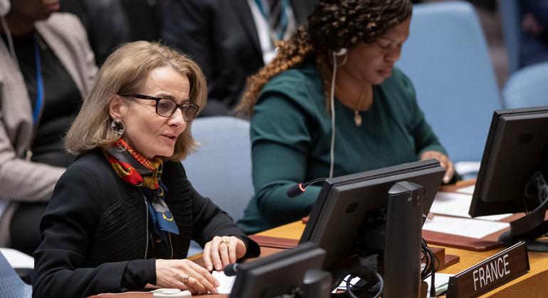 Deputy Permanent Representative Nathalie Broadhurst of France addresses the Security Council meeting on the situation in the Middle East, including the Palestinian question.