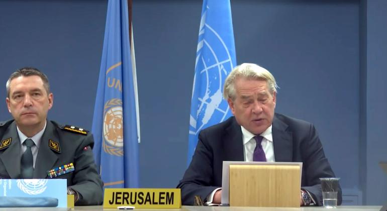 इसराइल-फ़लस्तीन शान्ति प्रक्रिया के लिए यूएन दूत, टोर वैनेसलैंड, सुरक्षा परिषद की बैठक को सम्बोधित करते हुए.