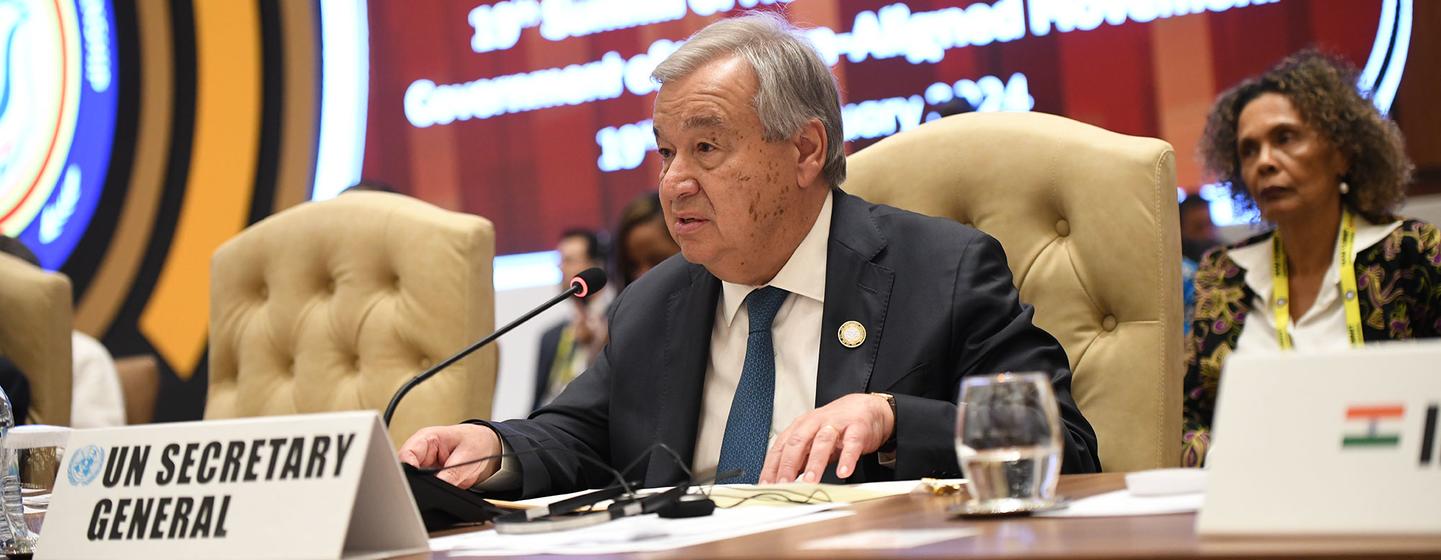  Le Secrétaire général des Nations Unies, António Guterres, s'adresse au 19e sommet du Mouvement des non-alignés à Kampala, en Ouganda.
