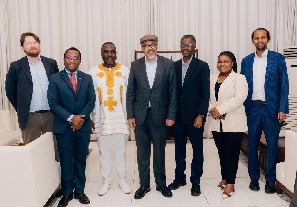 Mkurugenzi Mkuu wa Shirika la Afya Duniani UMOJA WA MATAIFA , WHO, Dkt. Tedros Ghebreyesus (Katikati) akiwa ziarani Tanzania.