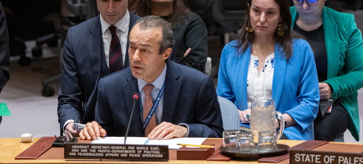 Khaled Khiari, Assistant Secretary-General for Middle East, Asia and the Pacific, briefs the Security Council.