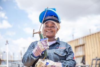 گزشتہ سال ابھرتی ہوئی معیشتوں کی اجرتوں میں تقریباً چھ فیصد اضافہ دیکھا گیا جبکہ 2022 میں یہ شرح 1.8 فیصد ریکارڈ کی گئی تھی۔