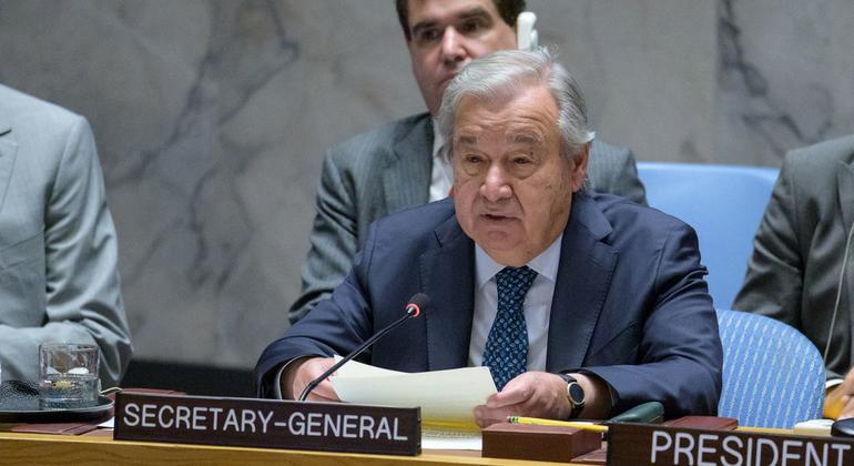 الأمين العام للأمم المتحدة أنطونيو غوتيريش يلقي كلمة في اجتماع مجلس الأمن بشأن التهديدات التي يتعرض لها السلام والأمن الدوليين. الأمين العام للأمم المتحدة أنطونيو غوتيريش يلقي كلمة في اجتماع مجلس الأمن بشأن التهديدات التي يتعرض لها السلام والأمن الدوليين.