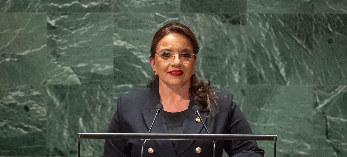  La presidenta Iris Xiomara Castro Sarmiento de Honduras se dirige al debate general del 78º período de sesiones de la Asamblea General.