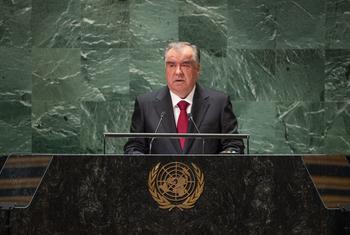 Президент Таджикистана обращается к Генеральной Ассамблее ООН.