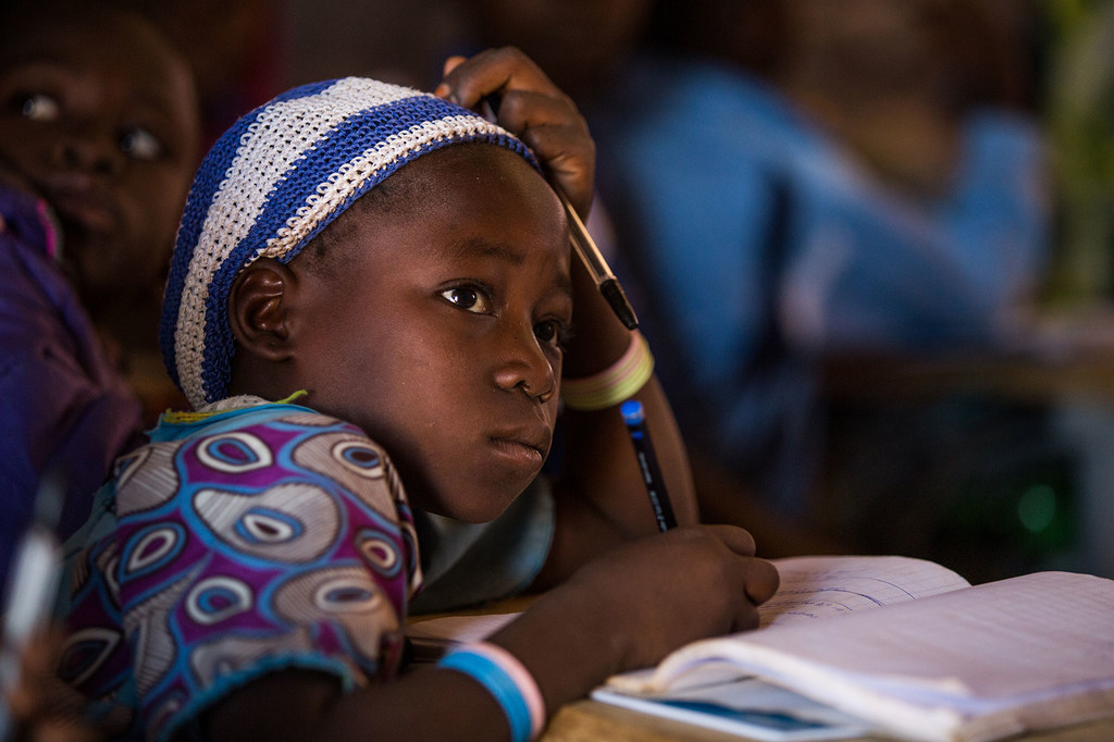 Des élèves en classe à Kaya, au Burkina Faso.