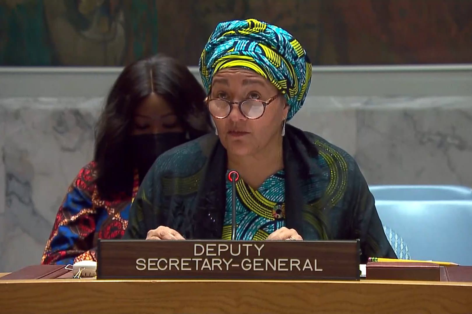 نائبة الأمين العام، أمينة محمد متحدثة في جلسة لمجلس الأمن حول "تعزيز قدرة المرأة على الصمود وقيادتها كوسيلة لتحقيق السلام في المناطق المتضررة من الجماعات المسلحة".