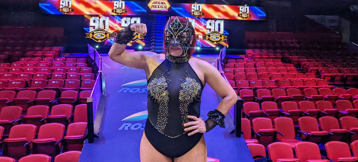 Professional wrestler La Jarochita, from Las Amazonas del Consejo Mundial de Lucha Libre, is part of a drive to promote gender equality and tackle violence against women in Mexico. (file)