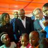 Генеральный секретарь ООН и премьер-министр Кабо-Верде на встрече с юными экоактивистами. 
