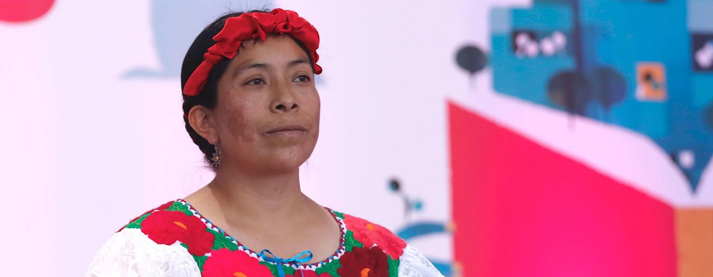 Ruperta Bautista, escritora y poeta tsotsil de Chiapas, México.