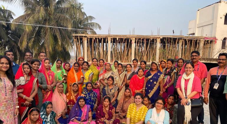 Volunteers' work like Urzaswi is helping local women to make the voice of climate policy in India. Volunteers' work like Urzaswi is helping local women to make the voice of climate policy in India.
