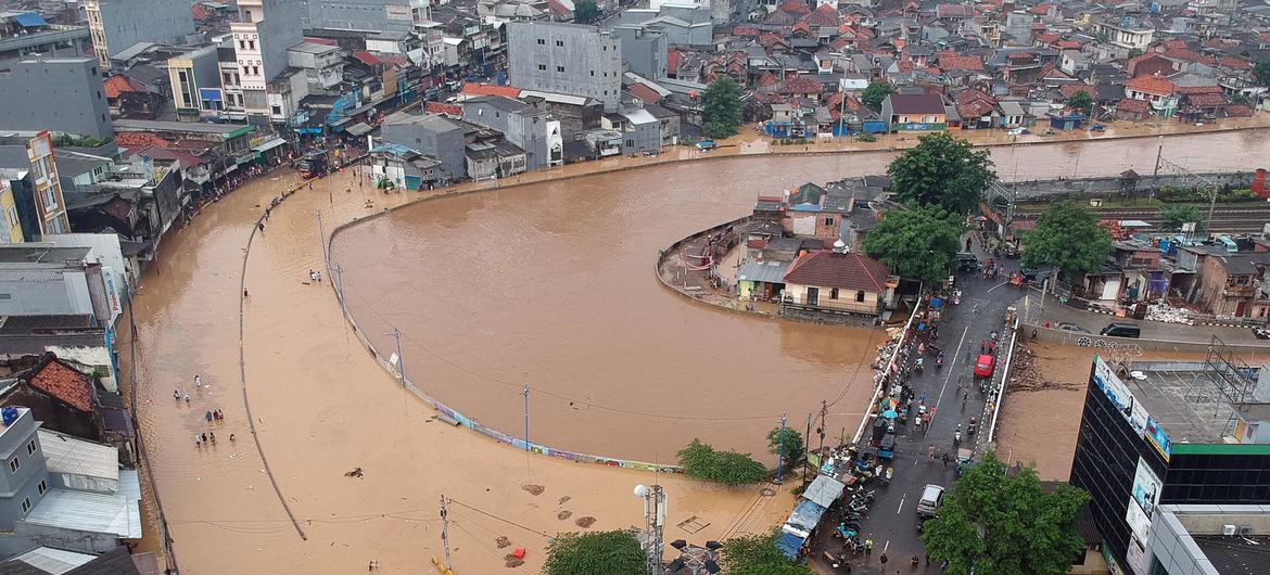 Each year, extreme weather and climate events take a massive toll on lives and economies worldwide. Each year, extreme weather and climate events take a massive toll on lives and economies worldwide.