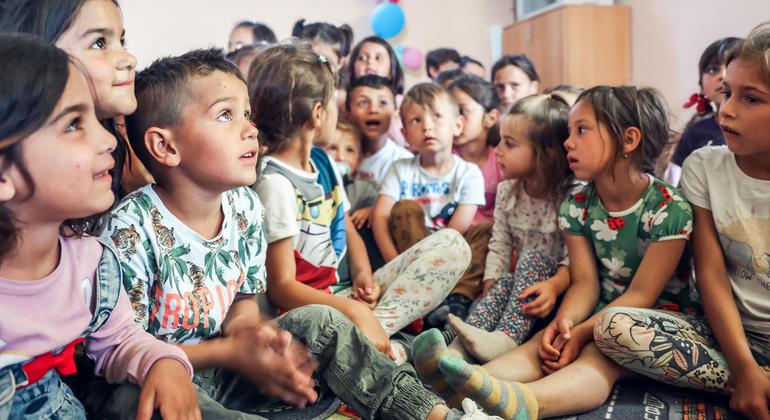 В результате войны, которой предшествовала пандемия COVID-19, дети по всей Украине демонстрируют признаки снижения успеваемости.