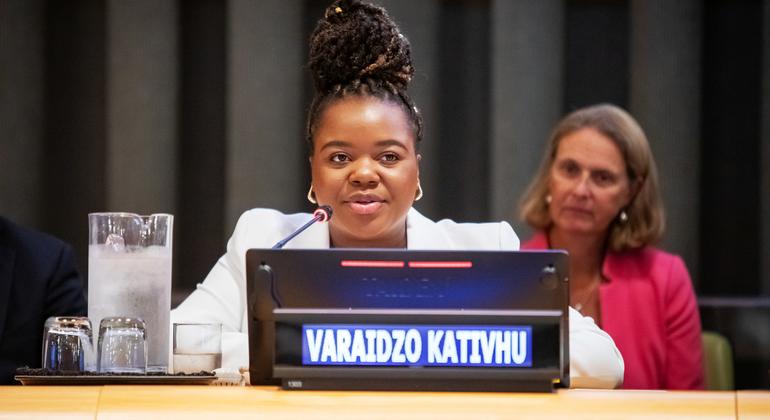 联合国纽约总部，教育活动家瓦莱佐·卡蒂胡（Varaidzo Kativhu）在未来峰会筹备会议上发表讲话。