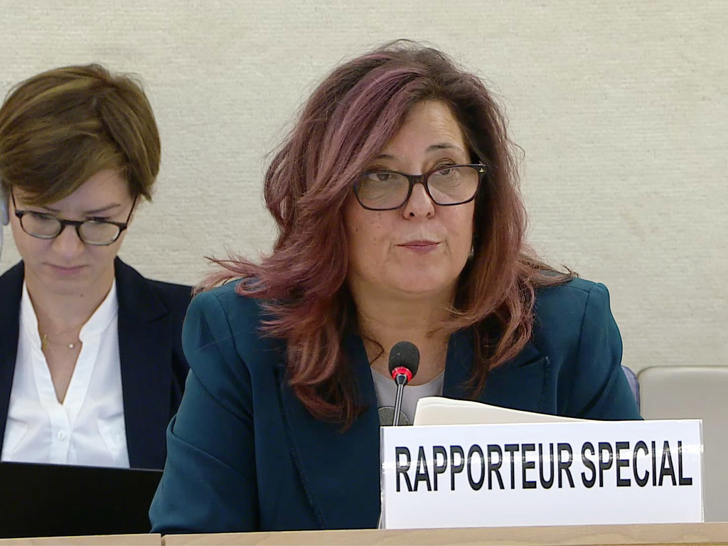 Mariana Katzarova, Rapporteure spéciale sur la situation des droits de l'homme en Fédération de Russie, s'adresse au Conseil des droits de l'homme à Genève.