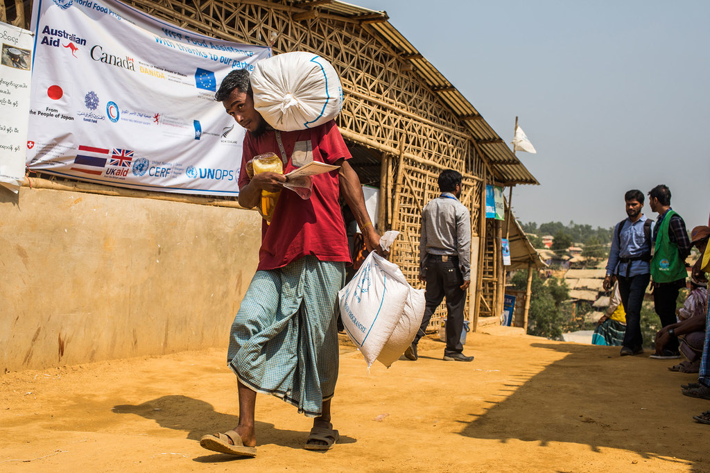 Birmaneses se arriscam em viagens perigosas em números crescentes buscando segurança, direitos básicos e dignidade