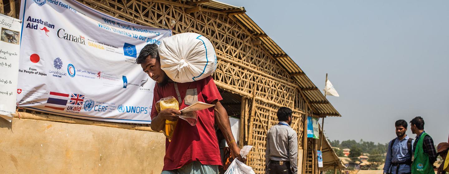 Les habitants de l'État de Rakhine au Myanmar ont fui en grand nombre vers Cox's Bazar, au Bangladesh, en 2017.   