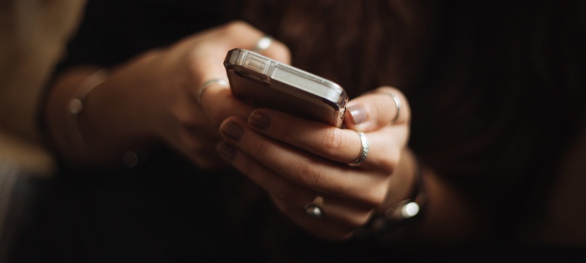 La violence en ligne à l’égard des femmes est une forme parmi d’autres de violences basées sur le genre