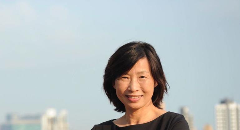 《凤凰卫视》前著名记者、香港浸会大学新闻系副教授闾丘露薇