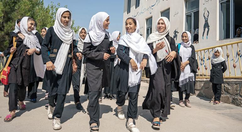 Afganistan: Üst düzey BM delegasyonu Taliban’a kadın haklarının hapsedilmesine, yoksun bırakılmasına ve kötüye kullanılmasına son vermesini söyledi

 Nguncel.com
