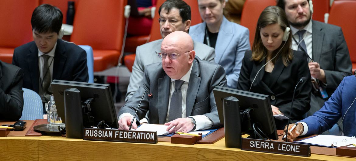 O Embaixador Vassily Nebenzia da Federação Russa discursa na reunião do Conselho de Segurança sobre a situação no Médio Oriente, incluindo a questão palestina.