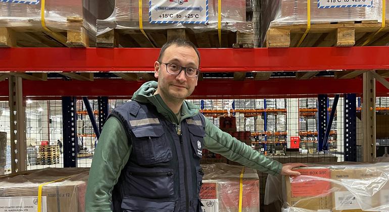 Jarno Habicht, WHO representative in Ukraine, visits a WHO warehouse stocked with health supplies in Kyiv. 