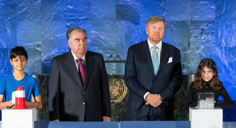 Президент Таджикистана Имомали Рахмон и Король Нидерландов Виллем-Александр.  