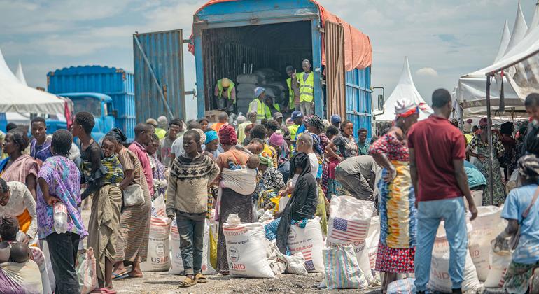 Distribution de nourriture à Goma, en République démocratique du Congo.