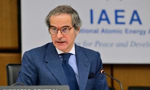 Rafael Mariano Grossi, Director General del OIEA, pronuncia su discurso antes de la reunión de la Junta de Gobernadores celebrada en la sede del Organismo en Viena.