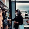 A "fast fashion" tem um enorme impacto ambiental, é o segundo maior consumidor de água e é responsável por quase 10% das emissões globais de carbono