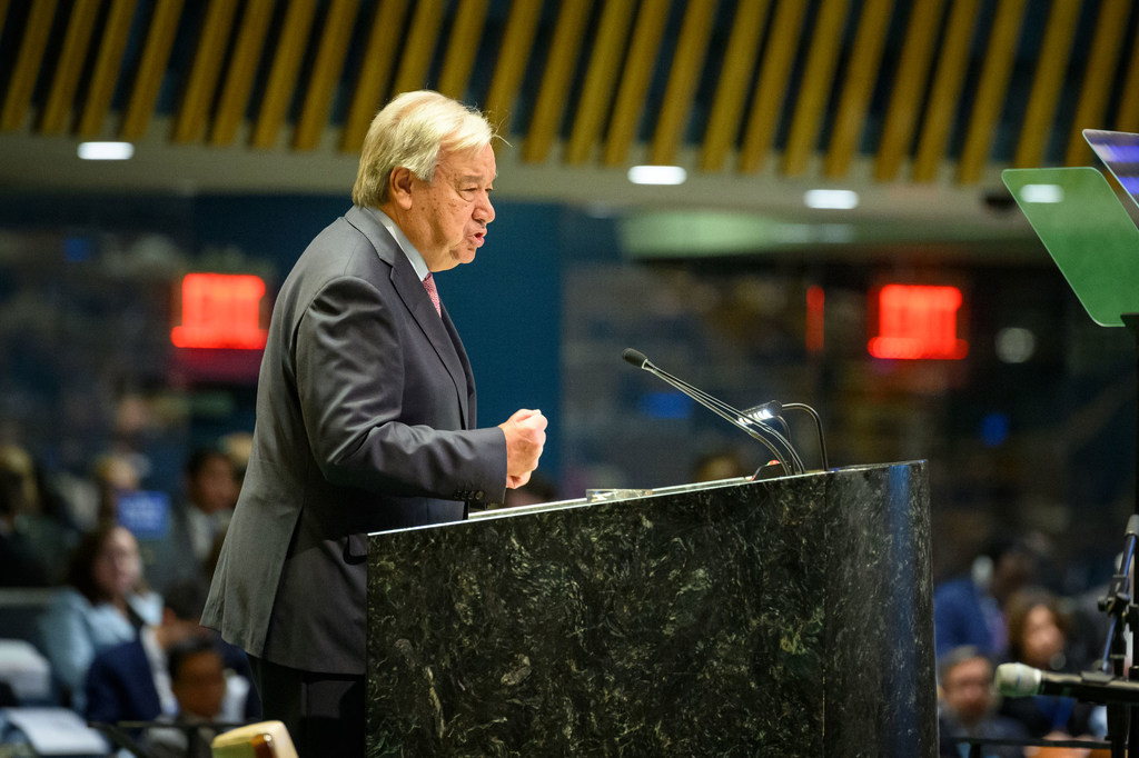 Katibu Mkuu UN António Guterres akizungumza kwenye jukwaa wakati wa mkutano wa Baraza la Usalama UN mjini New York.