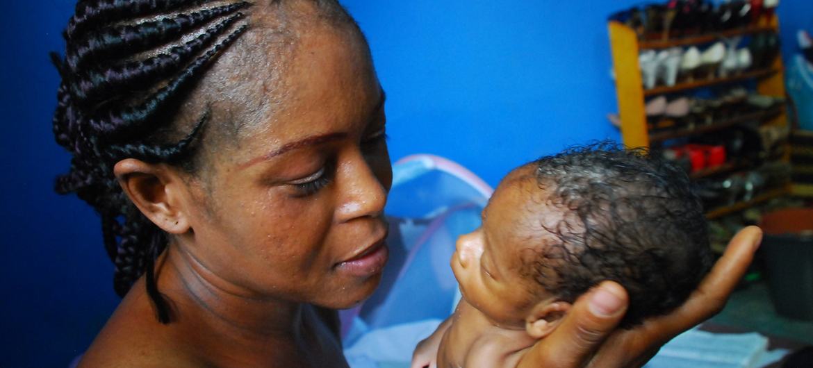 Новый свод рекомендаций ВОЗ – первый глобальный шаг по превращению принципов уважительного ухода в конкретные стратегии. 