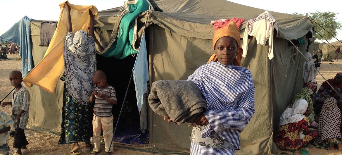 На данный момент в Нигере насчитывается более 710 000 беженцев и внутренне перемещенных лиц. 