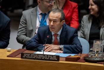 Khaled Khiari, Assistant Secretary-General for Middle East, Asia and the Pacific, briefs the Security Council on cooperation between the United Nations and the League of Arab States.