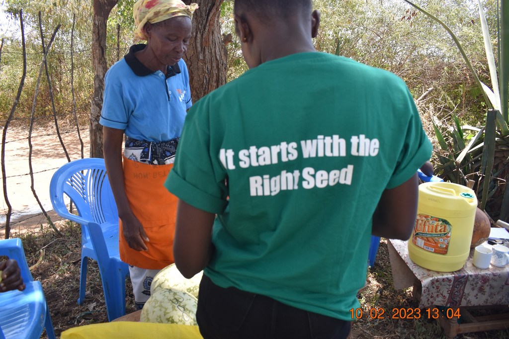 Wafanyabiashara wa mazao ya maharagwe Makueni nchini Kenya.