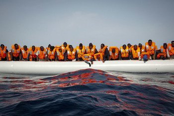 Más de 16.500 migrantes han cruzado el mar Mediterráneo hacia Europa en los primeros cuatro meses de 2021.