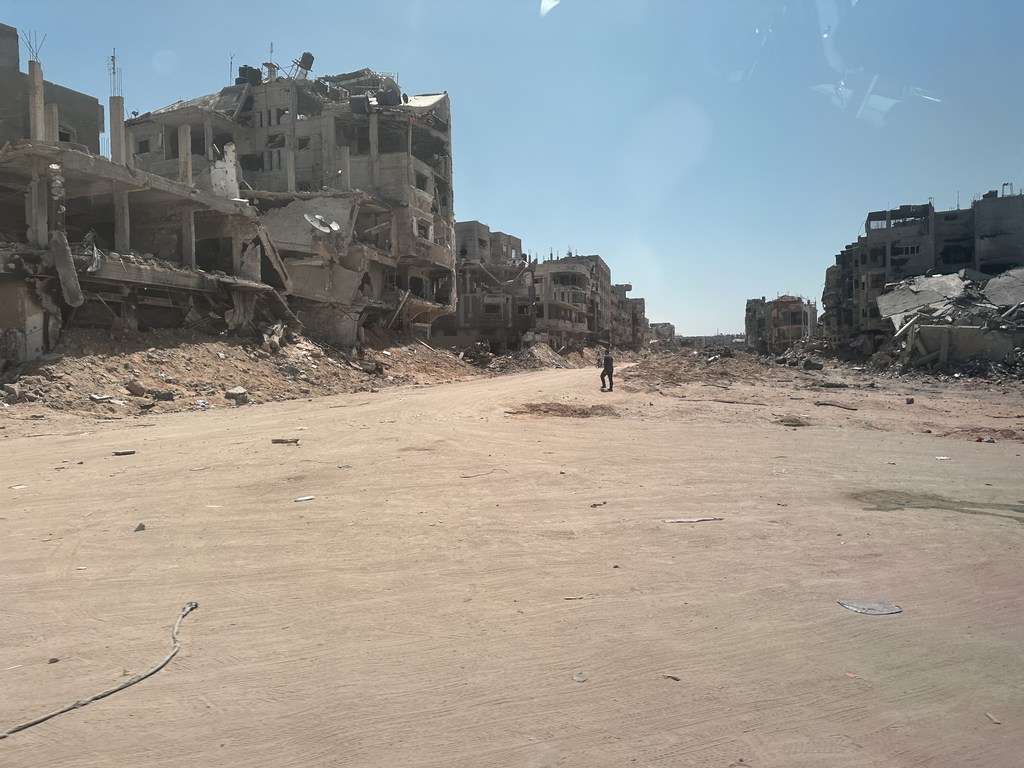 Kitongoji kizima cha Gaza kiliharibiwa na mikombora ya Israeli.