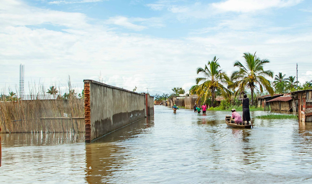 Des inondations meurtrières ont frappé certaines parties de l'Afrique de l'Est, dont le Burundi, au bord du lac Tanganyika.