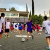 Entrenamiento de fútbol en Cancha Violeta, en San Pedro Xalostoc, Ecatepec, Estado de México, Mayo 2025.