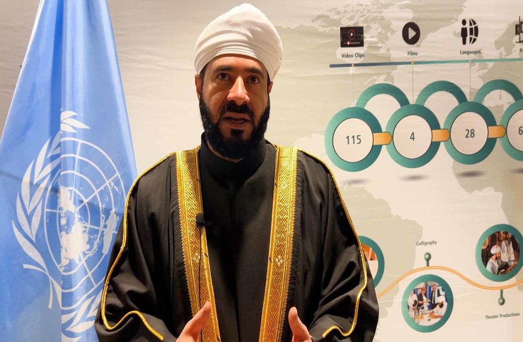 الدكتور محمد بن سعيد المعمري، وزير الاوقاف والشؤون الدينية في سلطنة عمان، ومؤسس معرض رسالة السلام من عمان.