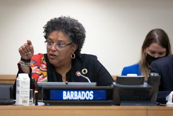 ARCHIVO La Primera Ministra de Barbados, Mia Amor Mottley, en una reunión en la sede de la ONU.